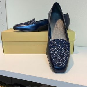 Enzo Angiolini liberty 8 narrow navy blue shoes